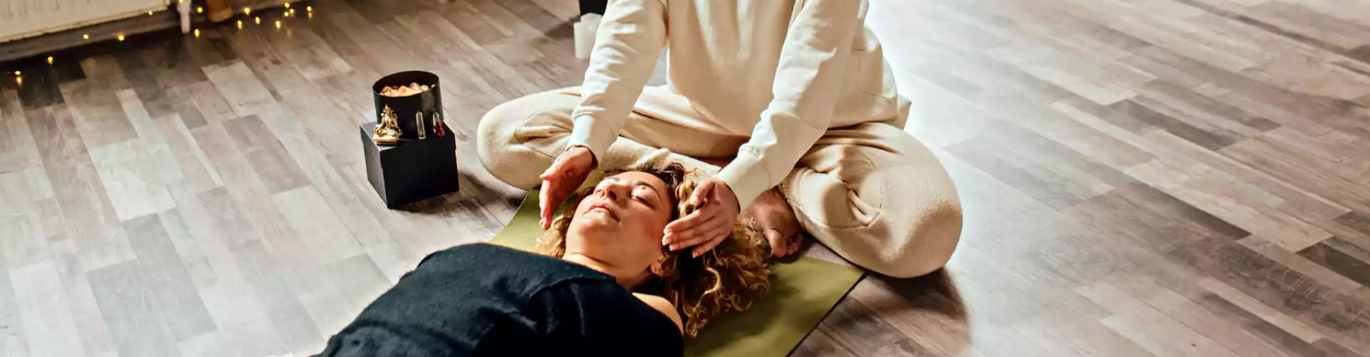 Reiki Healing and Clearing για να φορτίσετε την Ενέργειά σας για το 2024 - Online Class by Cassaundra Paolini